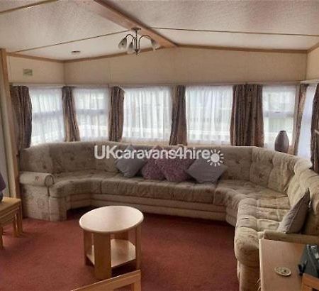 شابيل سانت ليوناردز Lets Go Caravans المظهر الخارجي الصورة